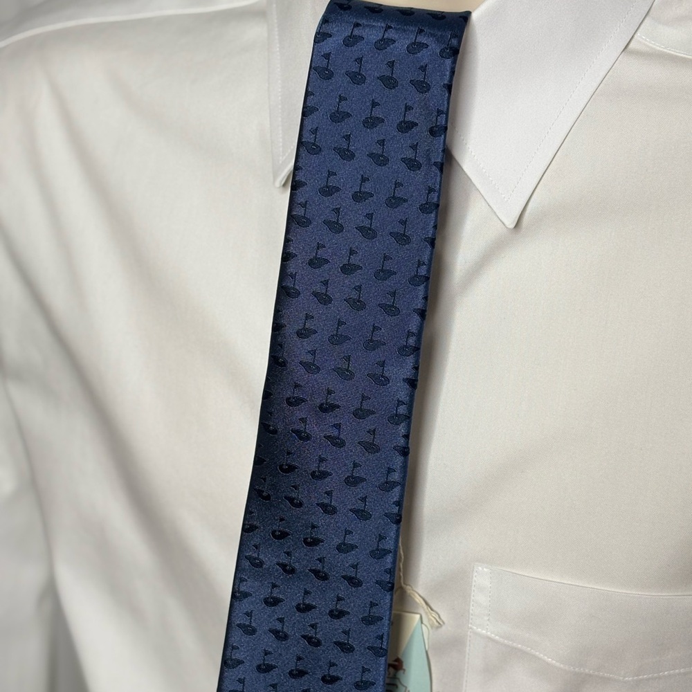 NEW! Class Club Navy Boys Necktie with Golf Design - Picture 2 of 2